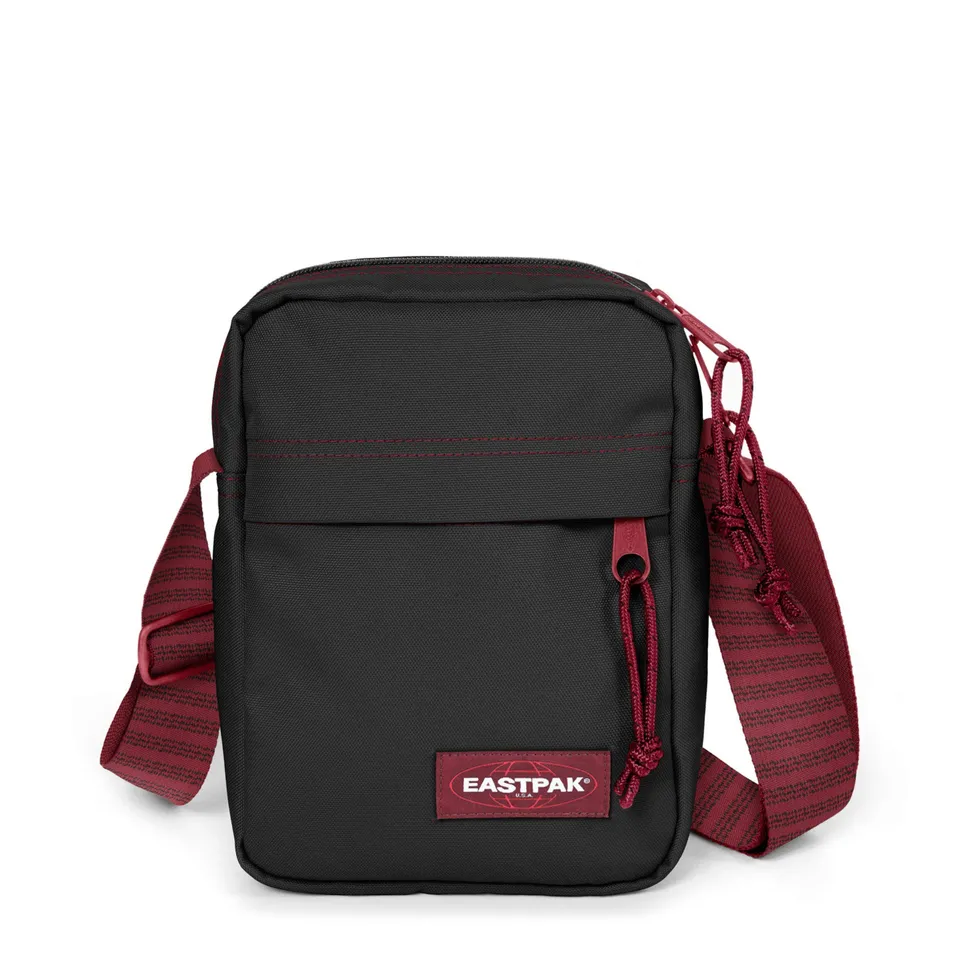eastpak-the-one-bolso-bandolera-unisex-negro image 1