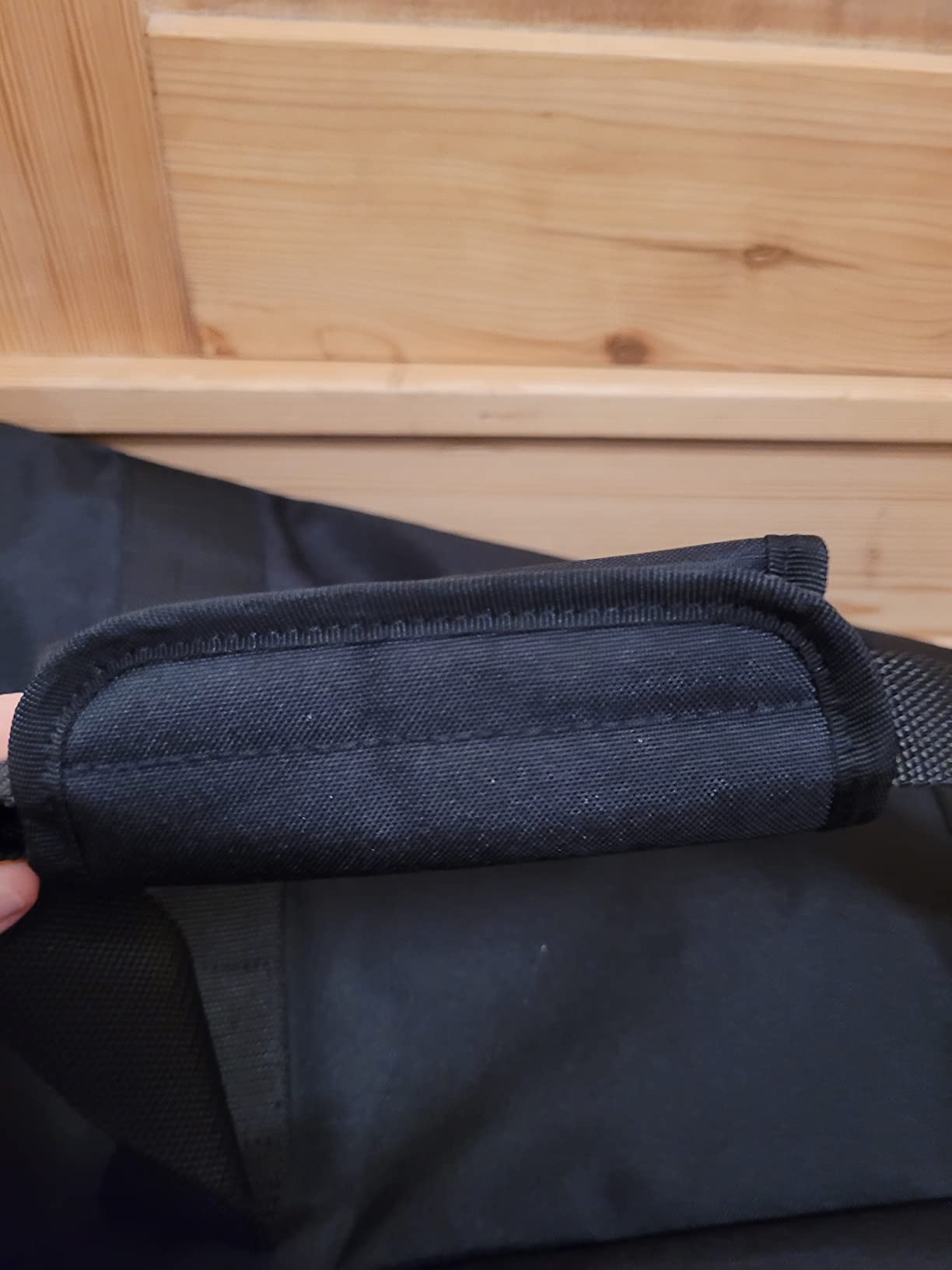 Muy buena, pero le falta un bolsillo exterior