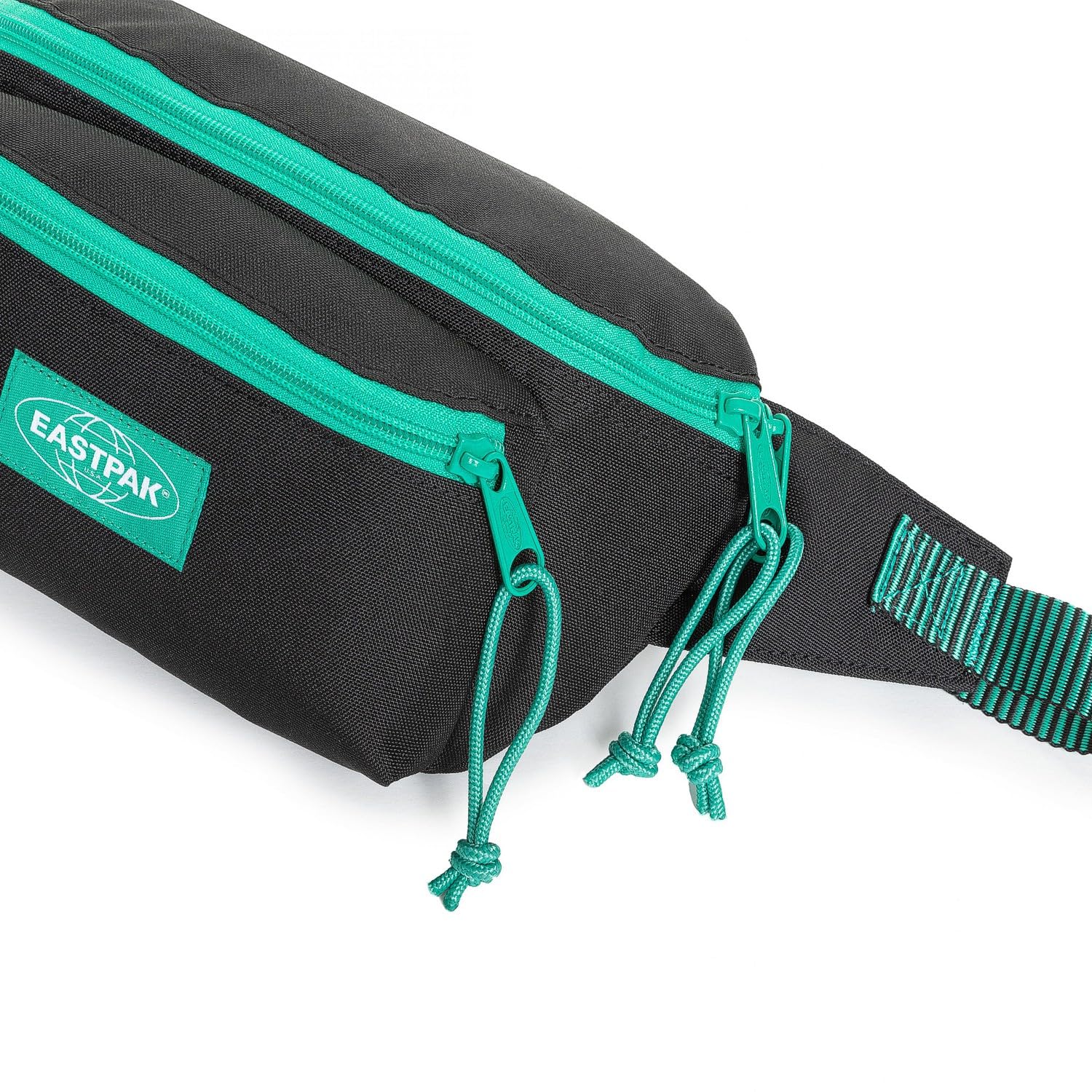 eastpak-doggy-bag-ri-onera-27l-mini-bolsa-negra-capacidad-y-estilo image 4