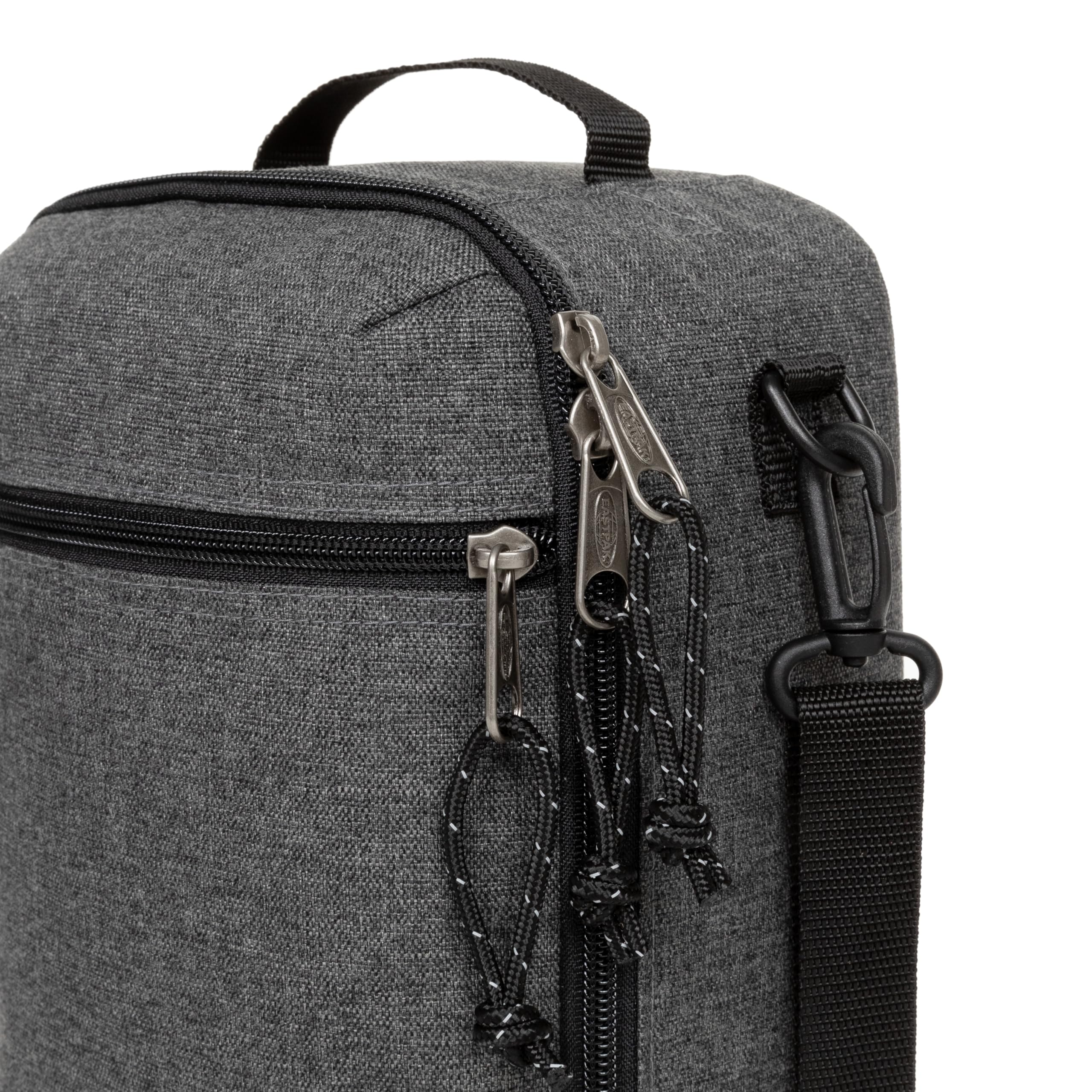 eastpak-the-lunch-one-bolsa-de-almuerzo-capacidad-y-compartimentos image 4
