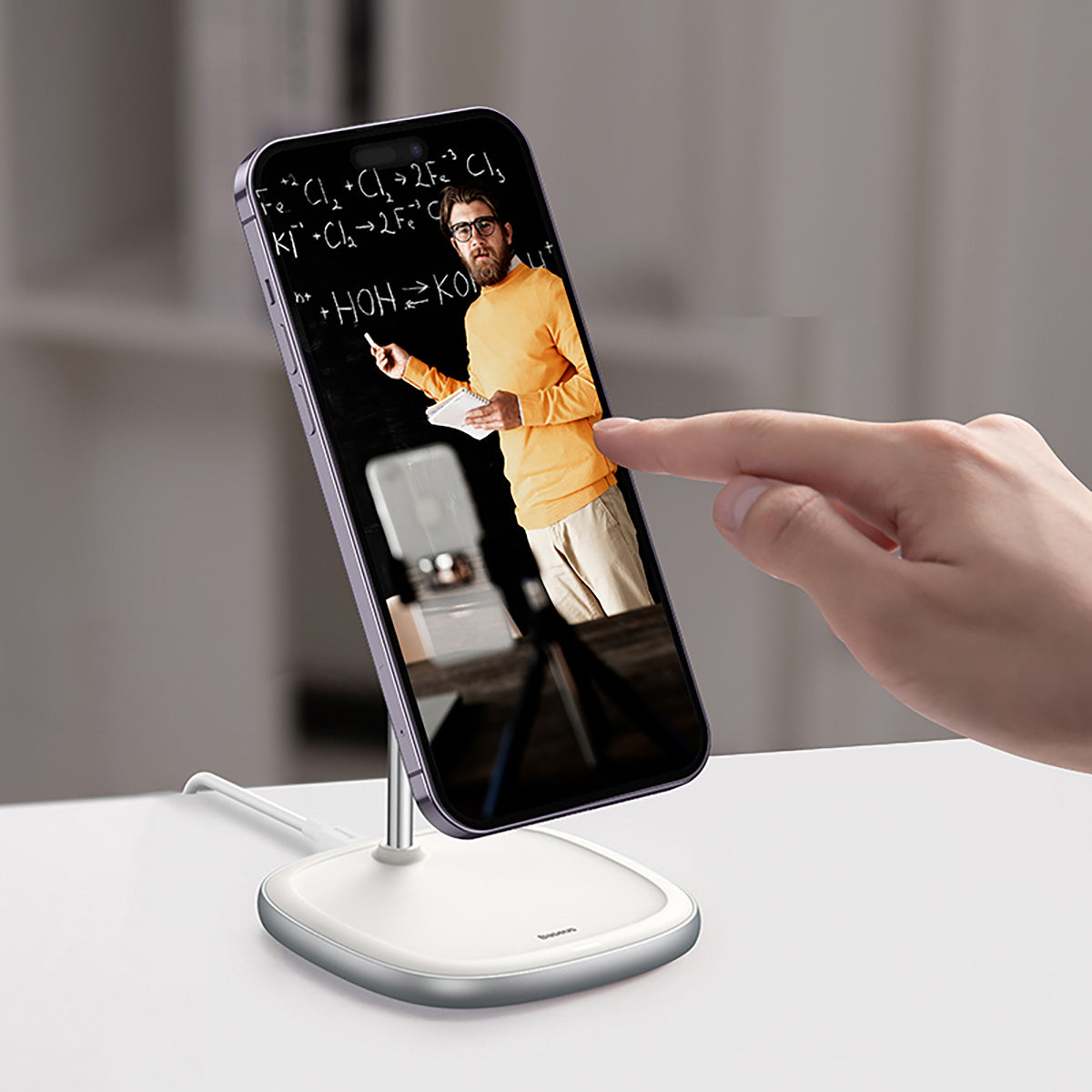 baseus-swan-magsafe-charger-stand-15w-carga-inal-mbrica-para-iphone-12-15-pro-ma image 7