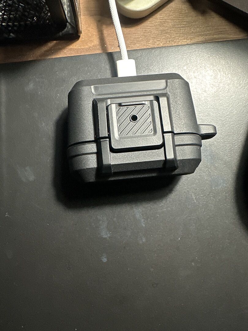 ¡Por fin una funda que no se abre sola!